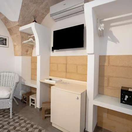 A Casa Di Antonia * مونوبولي